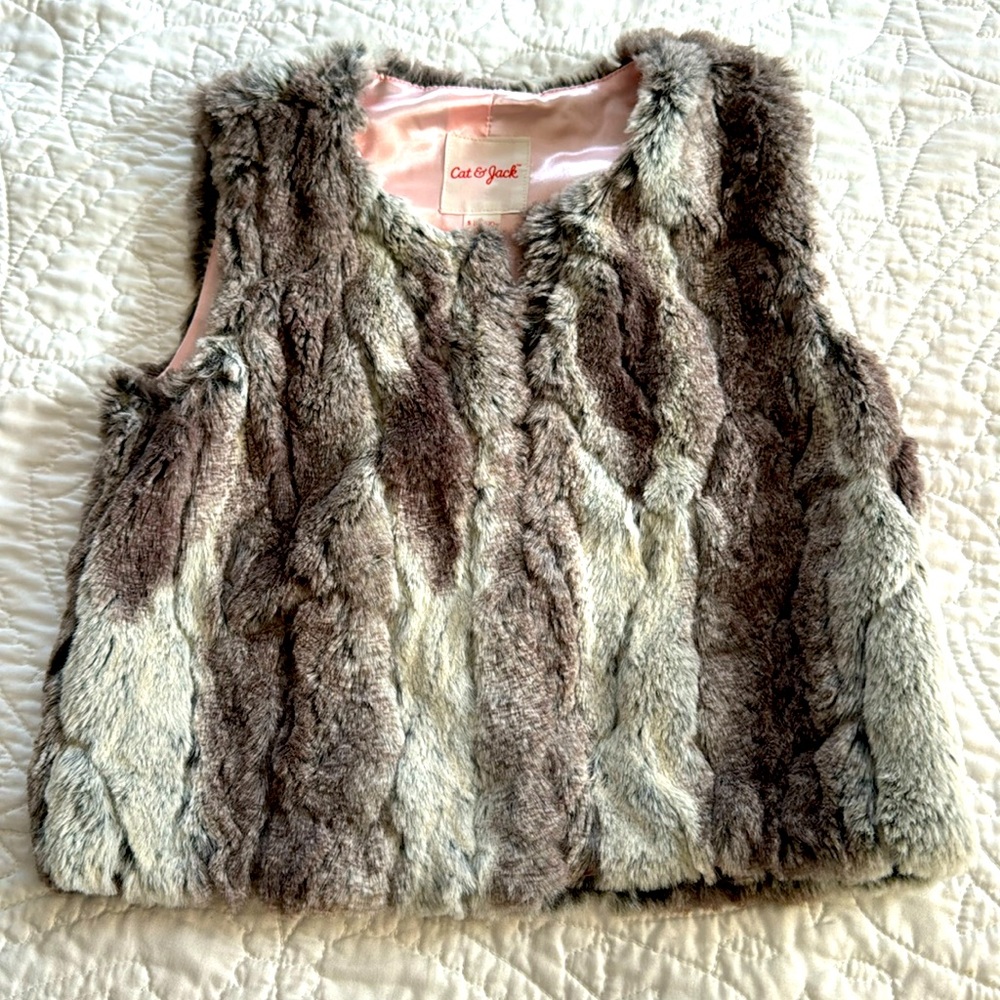 Girls Faux Rabbit Vest
